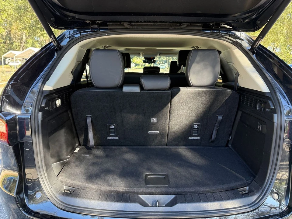 2025 Mazda CX-90 - Image 23 of 31