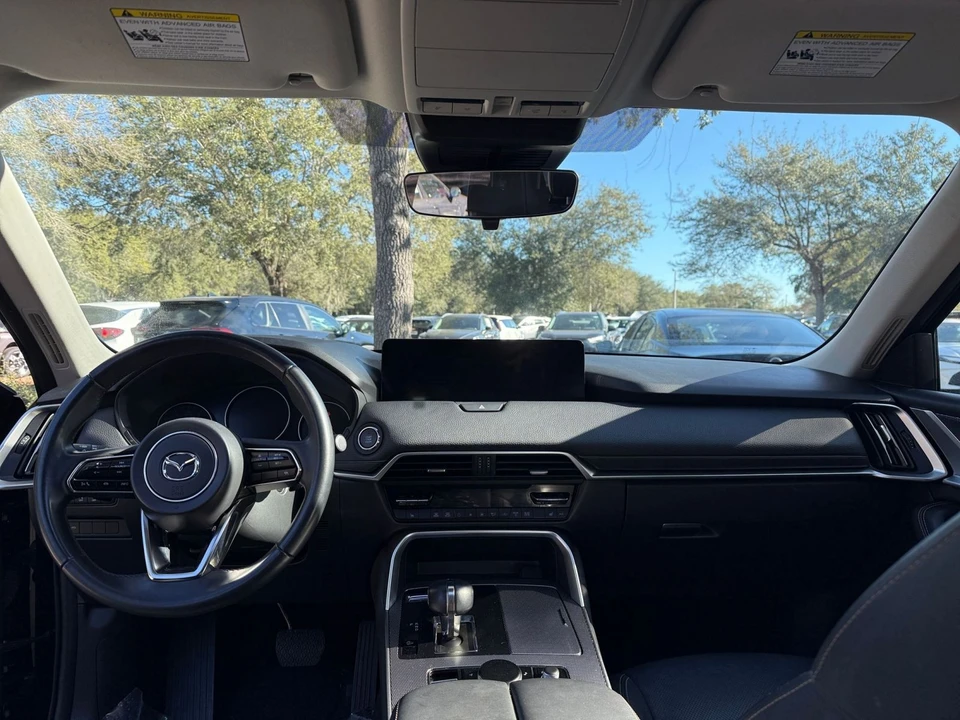 2025 Mazda CX-90 - Image 25 of 31