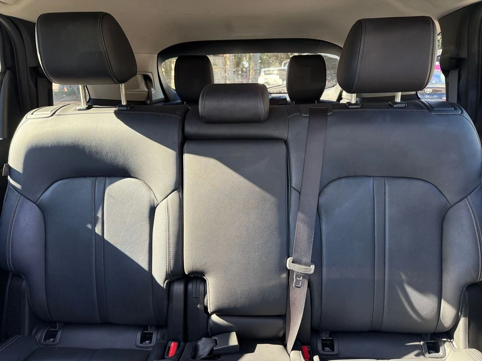 2025 Mazda CX-90 - Image 30 of 31