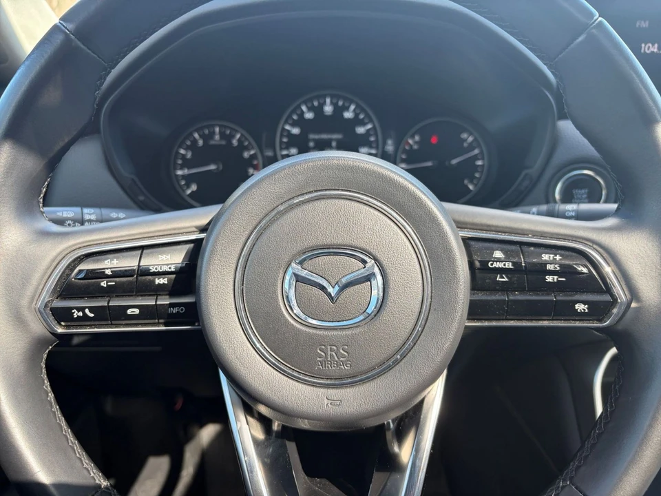 2025 Mazda CX-90 - Image 24 of 31
