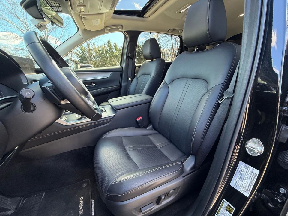 2025 Mazda CX-90 - Image 23 of 31