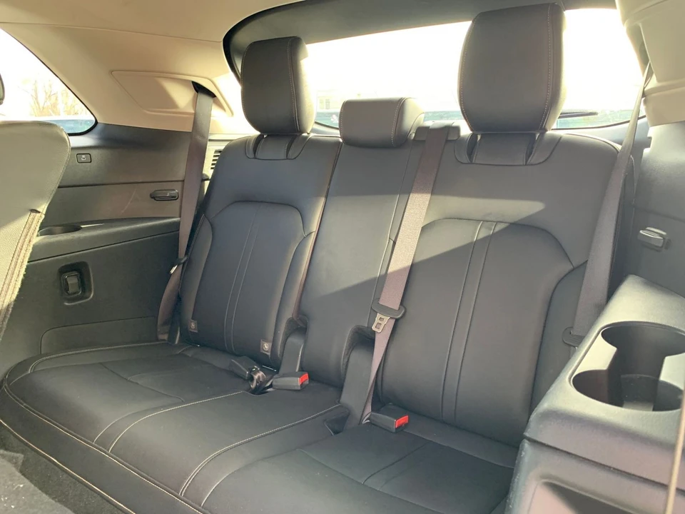 2025 Mazda CX-90 - Image 26 of 31