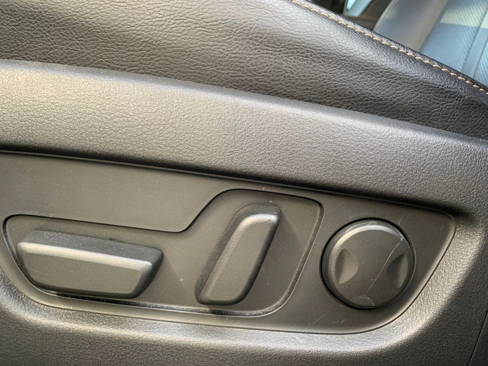 2025 Mazda CX-90 - Image 18 of 31