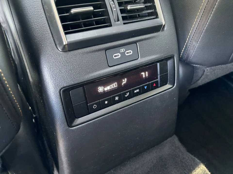 2025 Mazda CX-90 - Image 29 of 31