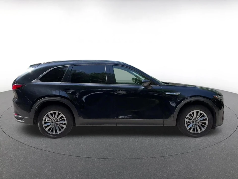 2025 Mazda CX-90 - Image 18 of 31