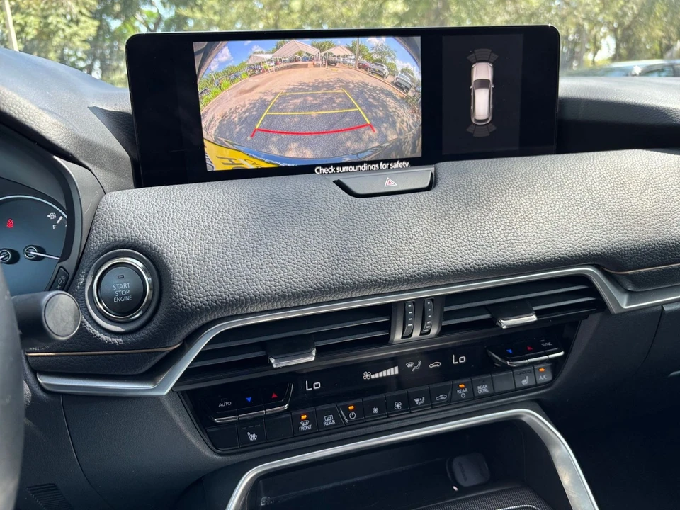 2025 Mazda CX-90 - Image 19 of 31