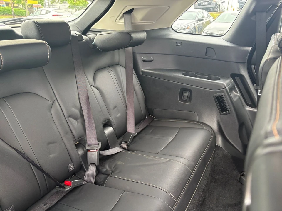 2025 Mazda CX-90 - Image 26 of 31