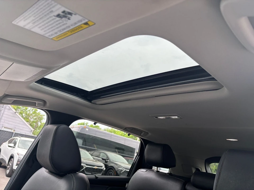 2025 Mazda CX-90 - Image 25 of 31