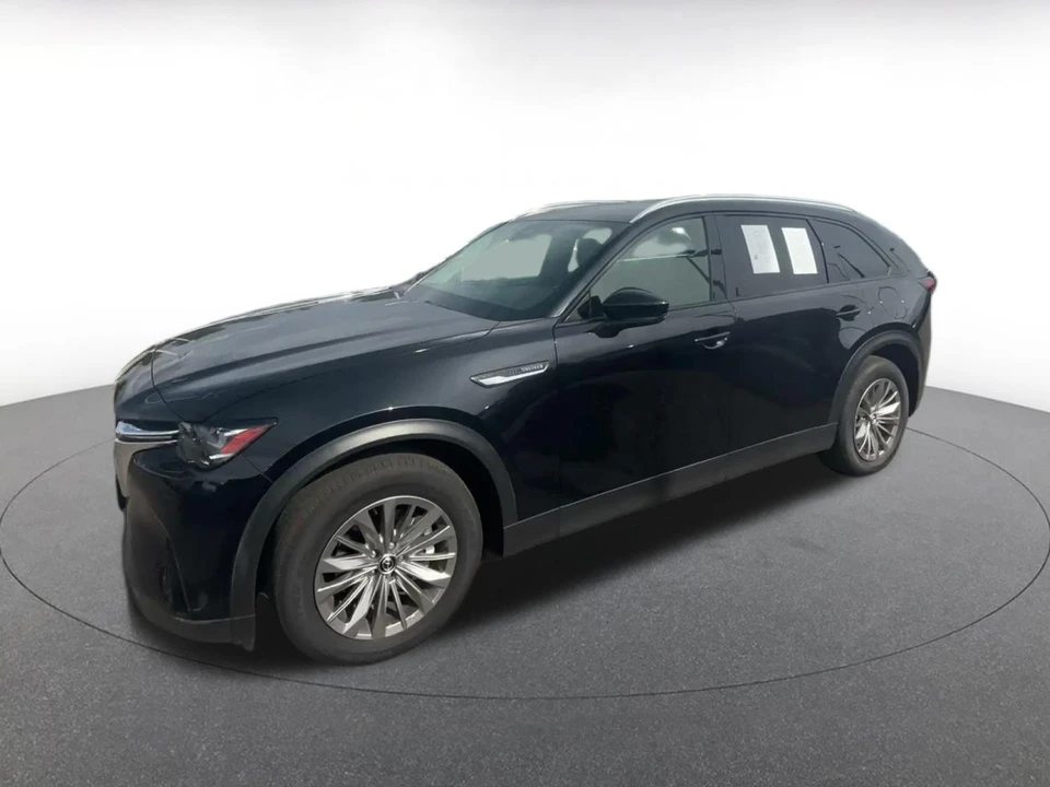 2025 Mazda CX-90 - Image 8 of 31