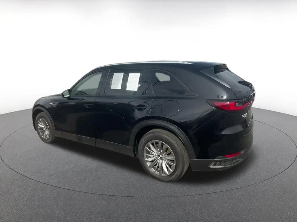 2025 Mazda CX-90 - Image 11 of 31
