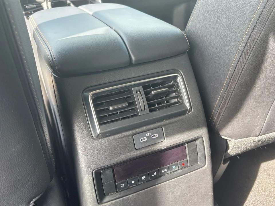 2025 Mazda CX-90 - Image 23 of 31