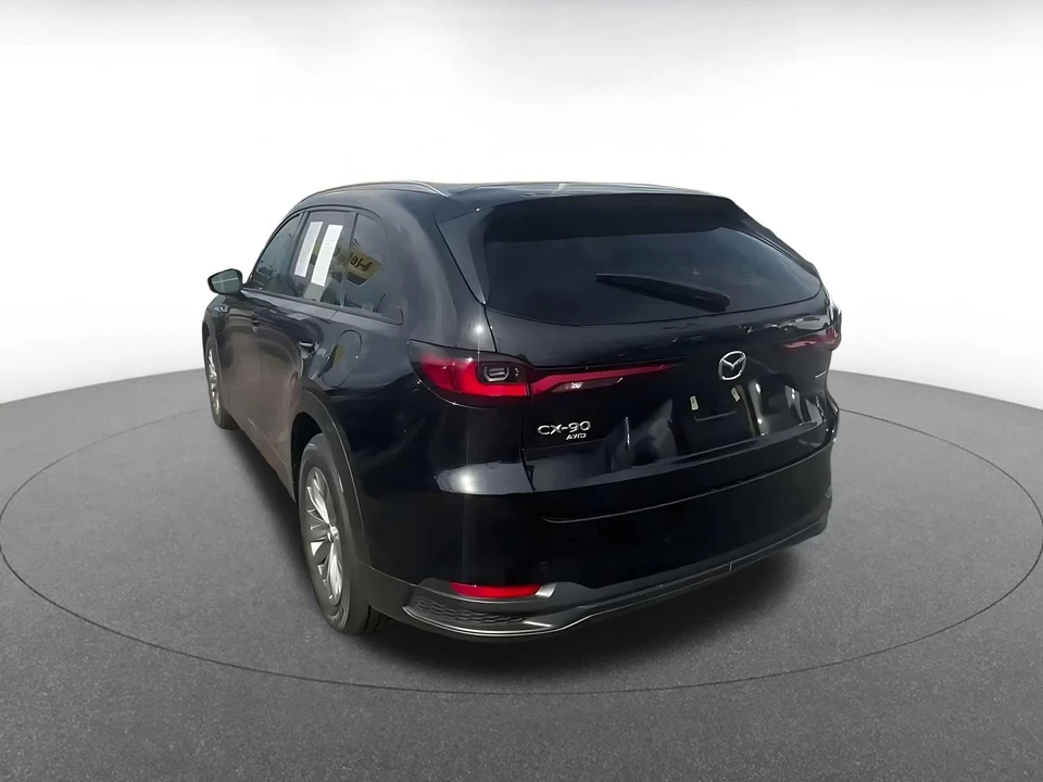 2025 Mazda CX-90 - Image 12 of 31