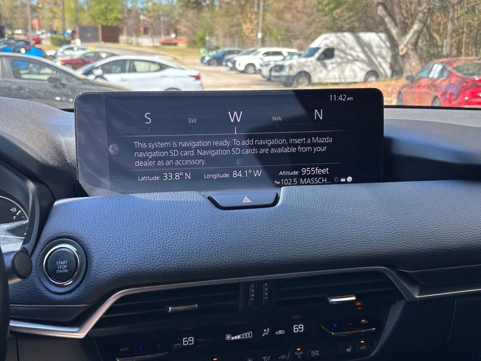 2025 Mazda CX-90 - Image 16 of 31