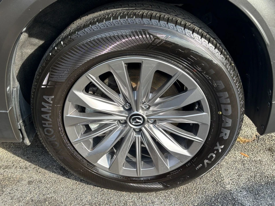 2025 Mazda CX-90 - Image 29 of 31