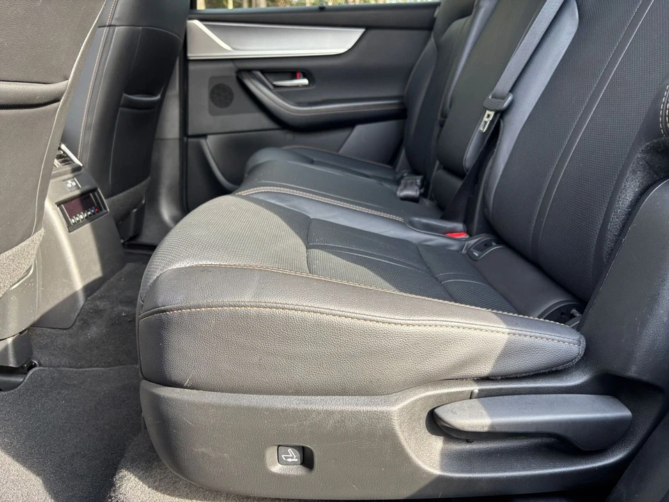 2025 Mazda CX-90 - Image 23 of 31