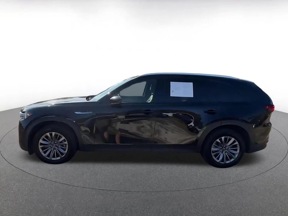 2025 Mazda CX-90 - Image 7 of 31