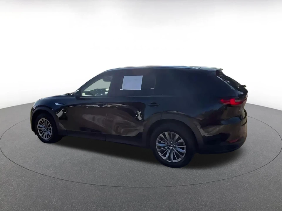 2025 Mazda CX-90 - Image 8 of 31