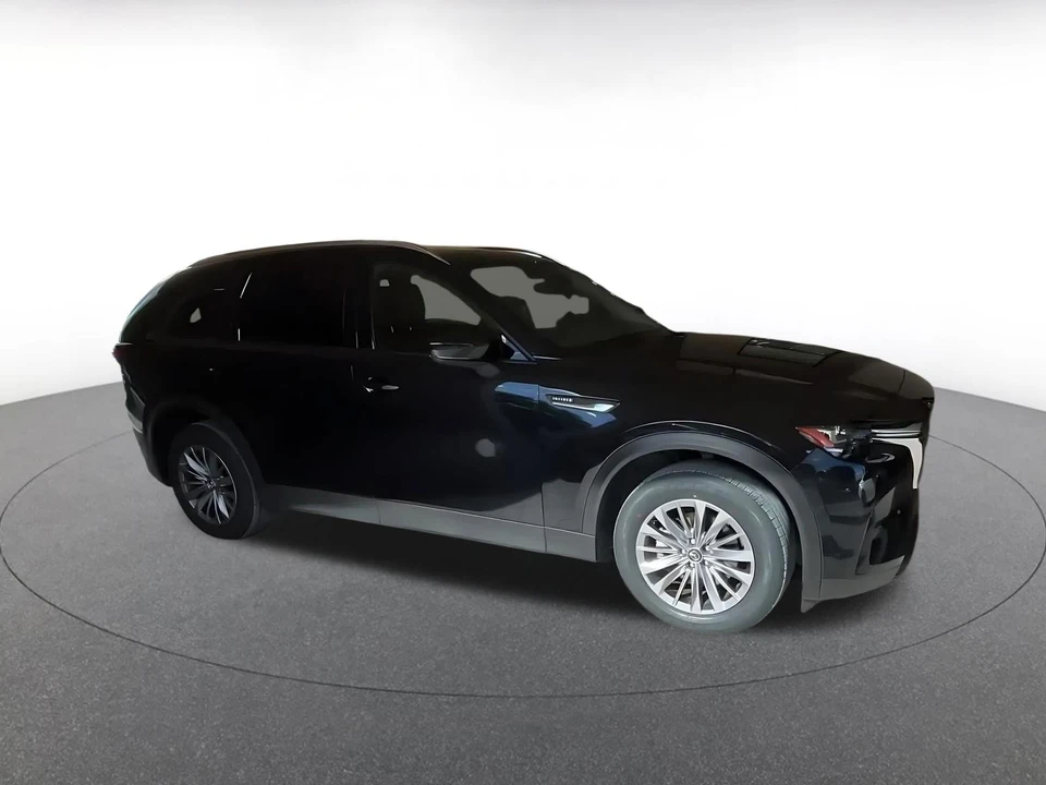 2025 Mazda CX-90 - Image 2 of 31