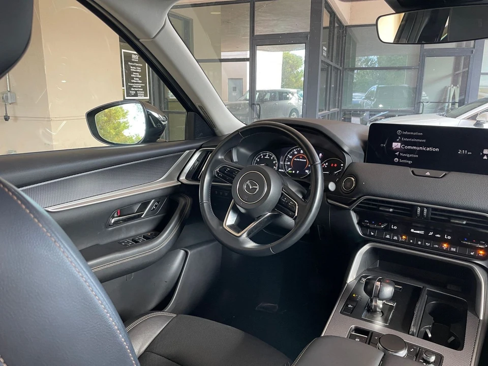 2025 Mazda CX-90 - Image 28 of 31