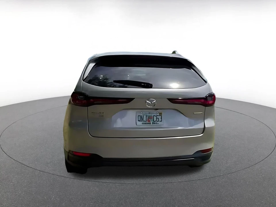 2025 Mazda CX-90 - Image 12 of 31