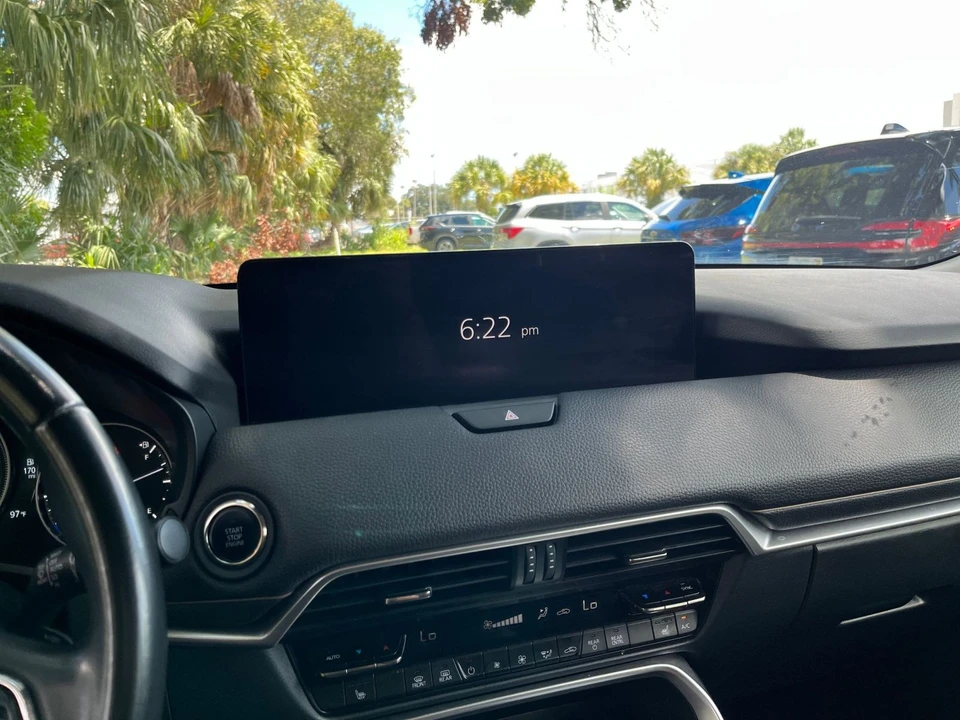 2025 Mazda CX-90 - Image 18 of 31