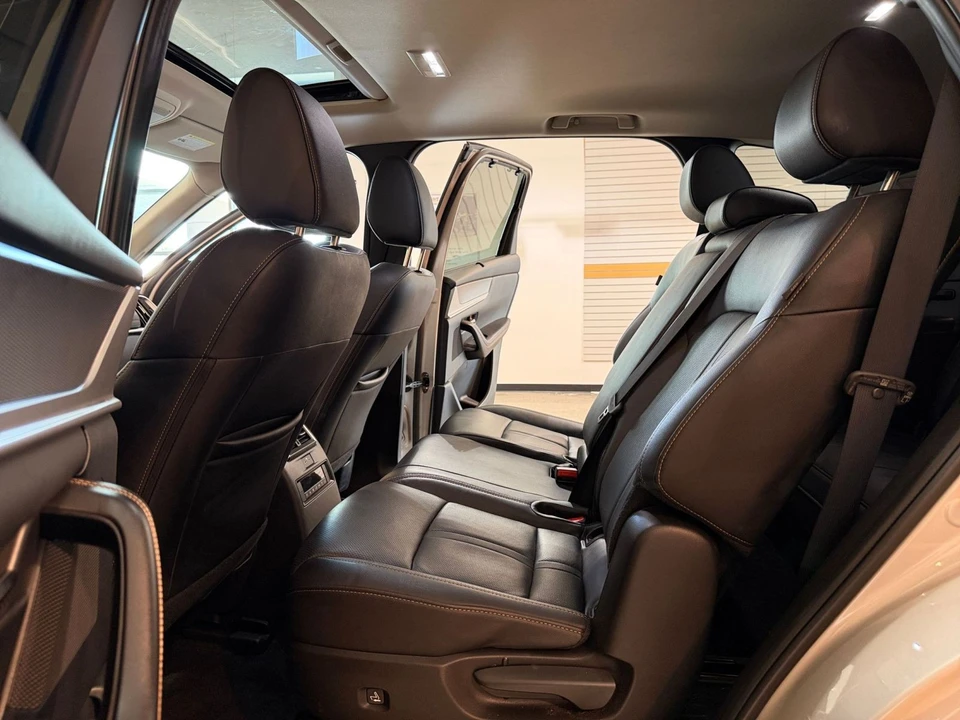 2025 Mazda CX-90 - Image 29 of 31