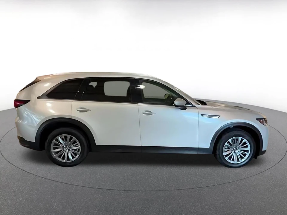 2025 Mazda CX-90 - Image 14 of 31