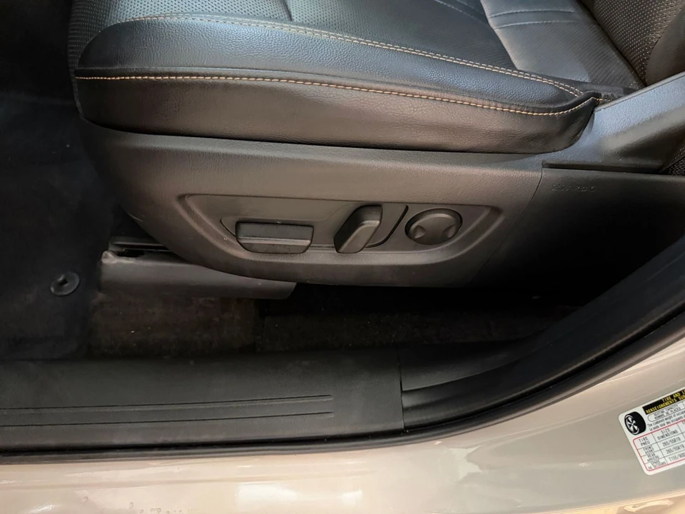 2025 Mazda CX-90 - Image 24 of 31