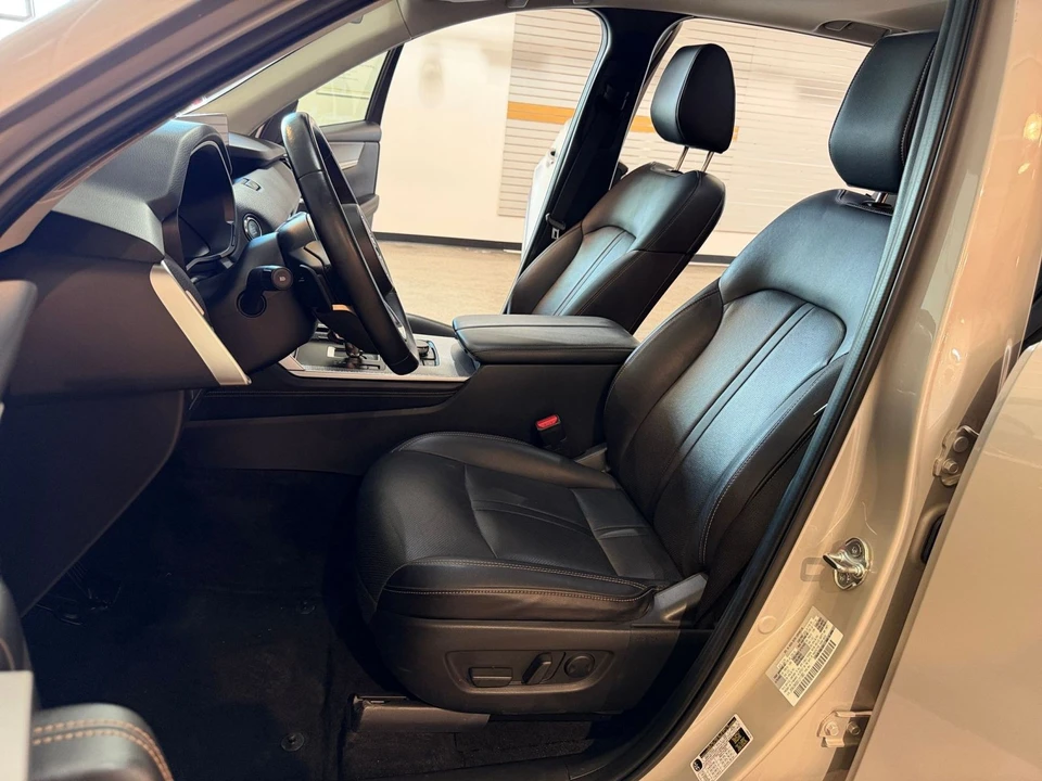2025 Mazda CX-90 - Image 30 of 31