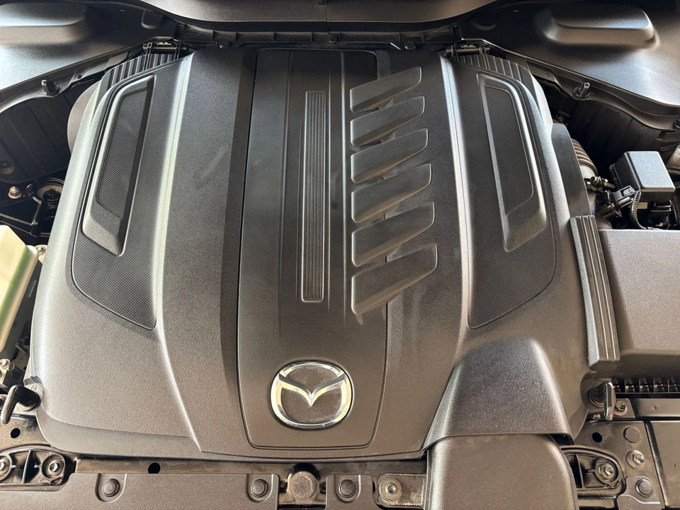 2025 Mazda CX-90 - Image 30 of 31