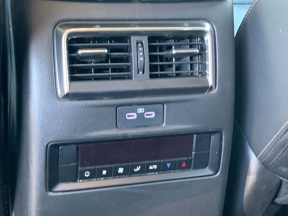 2025 Mazda CX-90 - Image 20 of 31