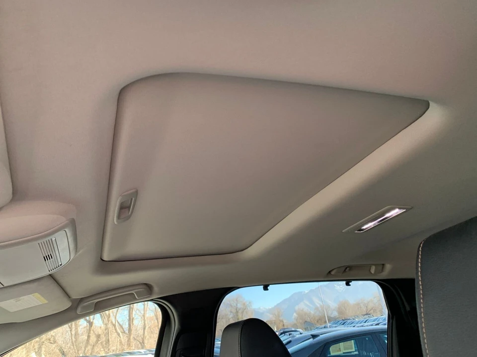 2025 Mazda CX-90 - Image 25 of 31