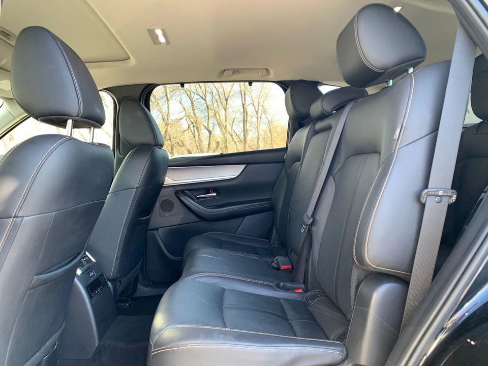 2025 Mazda CX-90 - Image 22 of 31