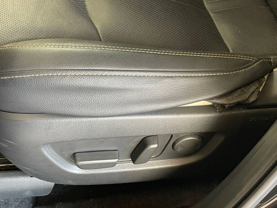 2025 Mazda CX-90 - Image 19 of 31