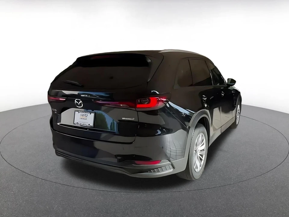 2025 Mazda CX-90 - Image 11 of 31