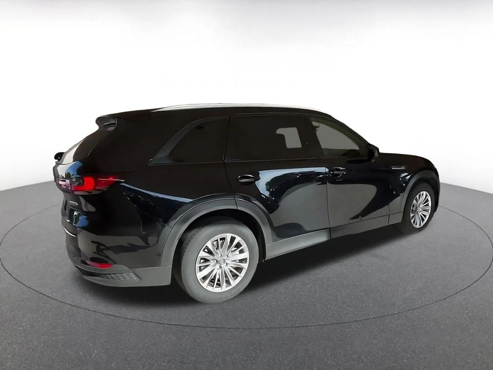 2025 Mazda CX-90 - Image 12 of 31