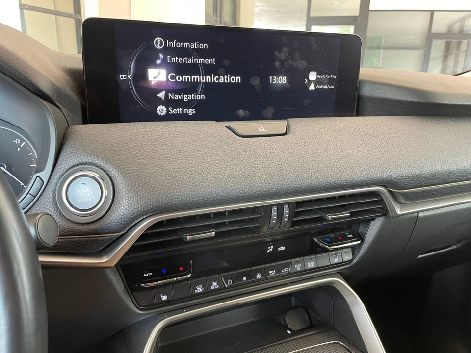 2025 Mazda CX-90 - Image 15 of 31
