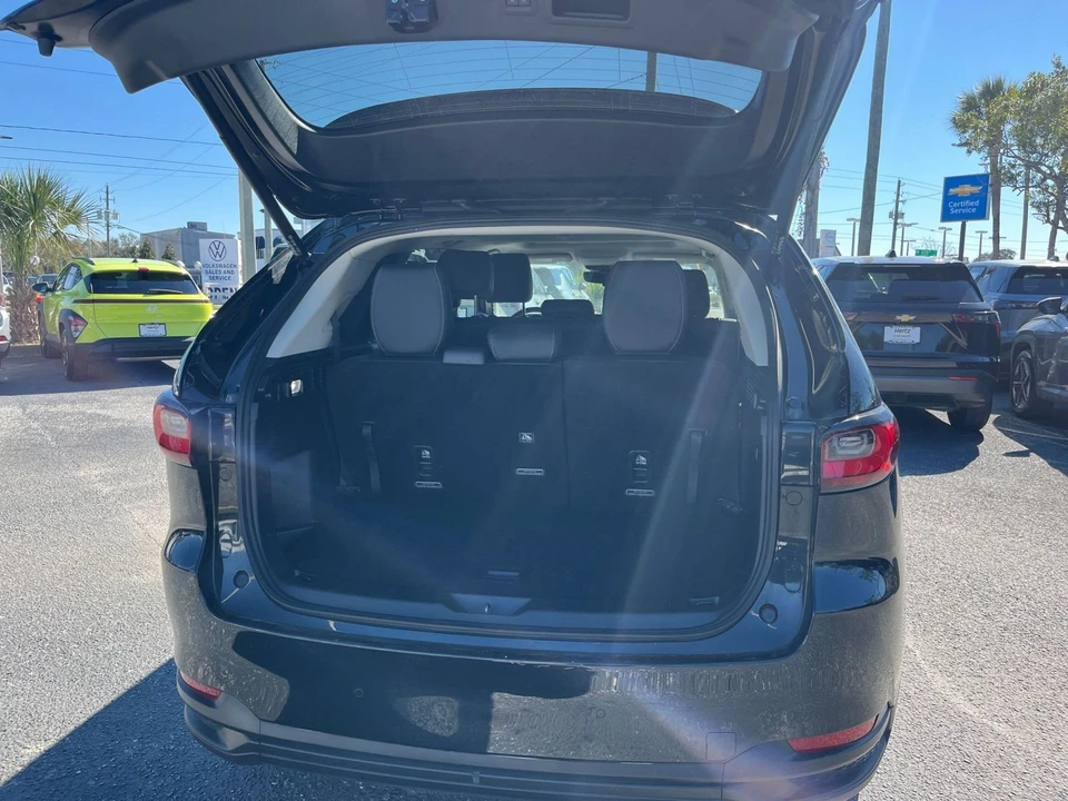 2025 Mazda CX-90 - Image 29 of 31