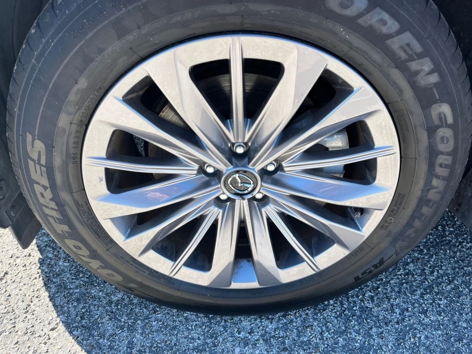 2025 Mazda CX-90 - Image 28 of 31