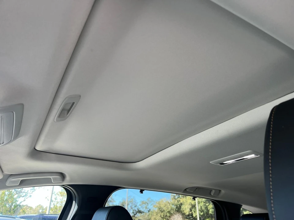 2025 Mazda CX-90 - Image 25 of 31