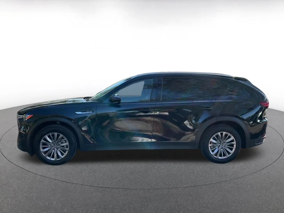 2025 Mazda CX-90 - Image 7 of 31