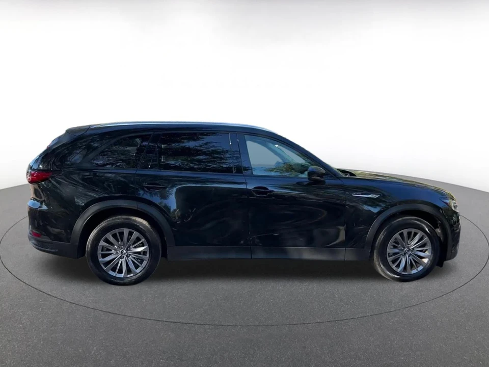 2025 Mazda CX-90 - Image 13 of 31