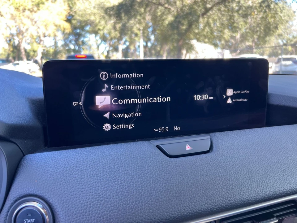 2025 Mazda CX-90 - Image 17 of 31