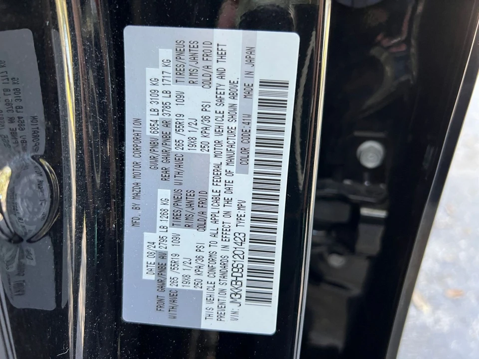 2025 Mazda CX-90 - Image 29 of 31