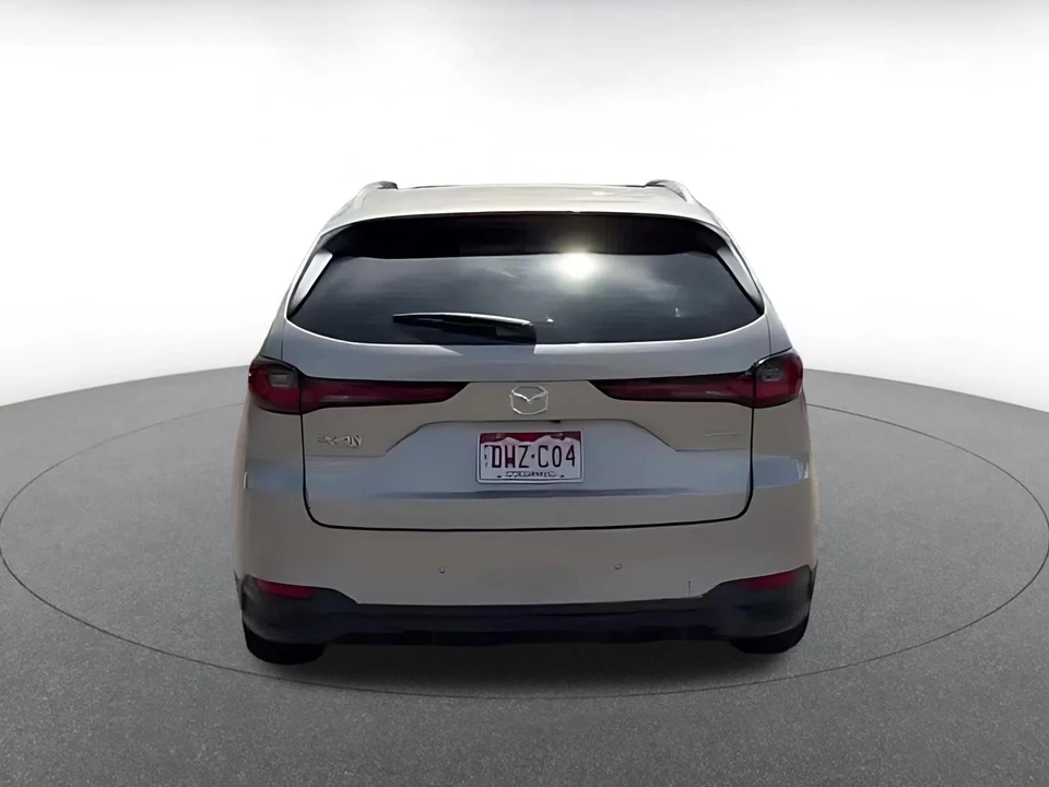 2025 Mazda CX-90 - Image 12 of 31