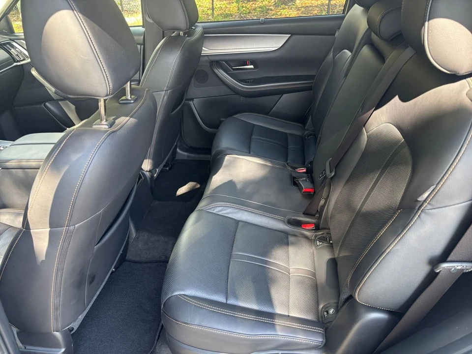 2025 Mazda CX-90 - Image 30 of 31