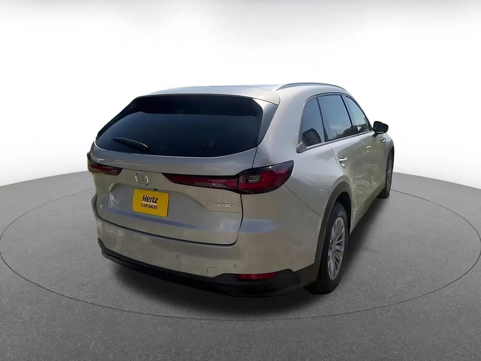 2025 Mazda CX-90 - Image 17 of 31