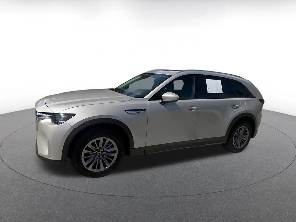 2025 Mazda CX-90 - Image 9 of 31