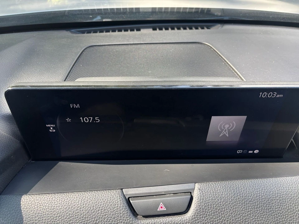 2025 Mazda CX-90 - Image 19 of 31