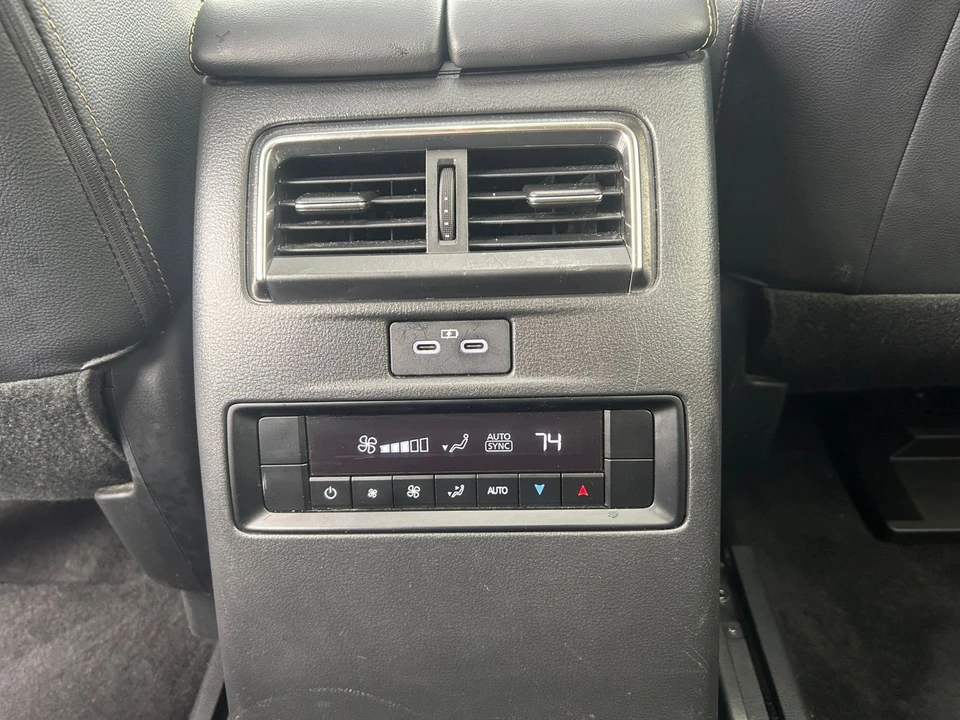 2025 Mazda CX-90 - Image 21 of 31